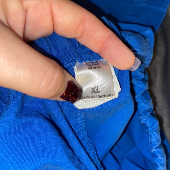 Spread good cheer scrub pants - Picture 2 of 2